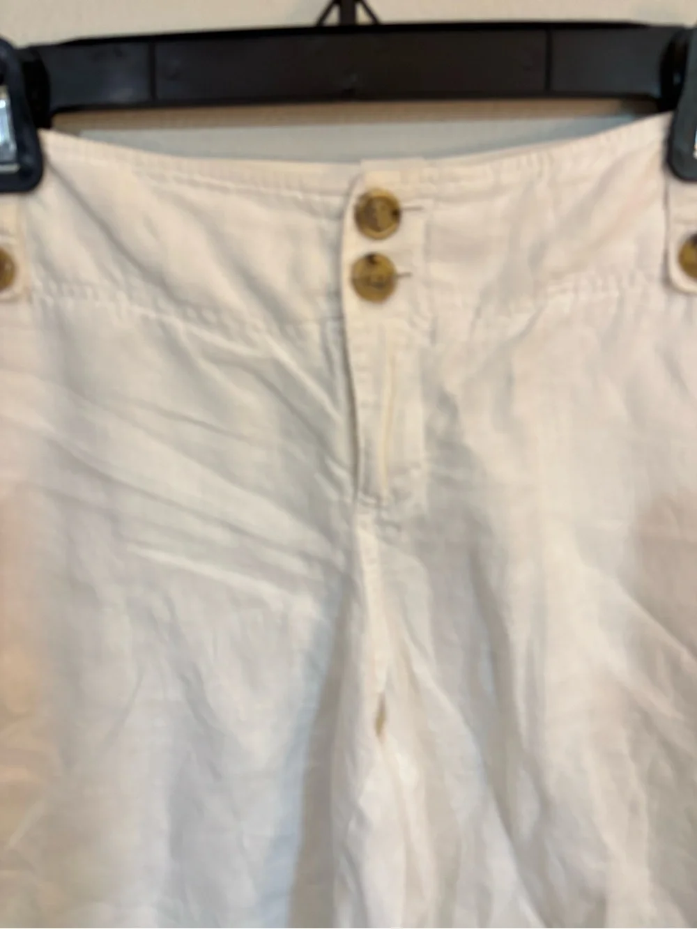 LONDONJEAN White Linen-Blend Button Accent Bermuda Shorts - Picture 3 of 5